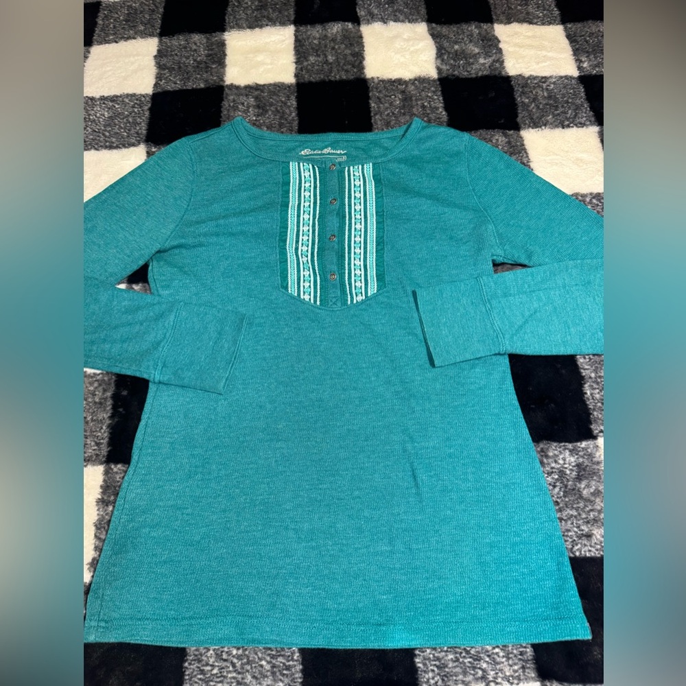 Vintage. Eddie Bauer Y2K Teal Green Embroidered Thermal Long Sleeve. Sz SM